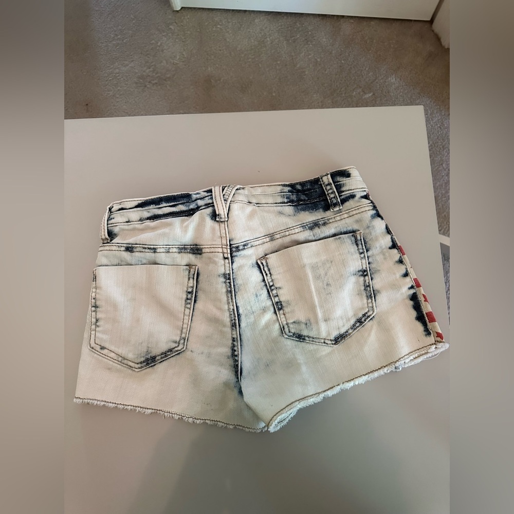 American Flag Jean Shorts - Picture 6 of 6